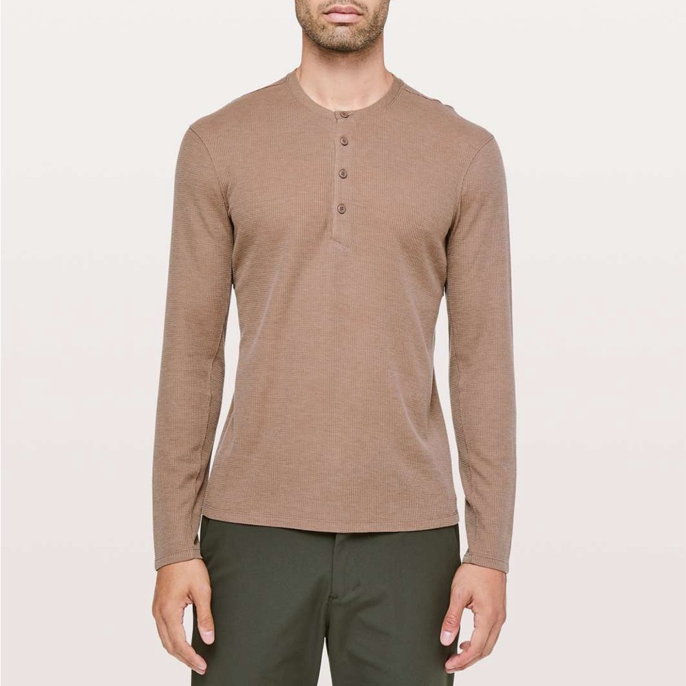 Lululemon Shift Stitch Henley‎ in Twig
